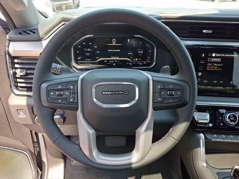 Used 2025 GMC Sierra 1500 Denali AWD/4WD image 22