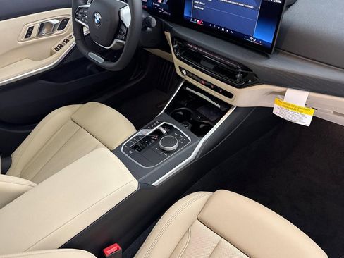 Used 2026 BMW 330i Sedan w/ Premium Package image 27