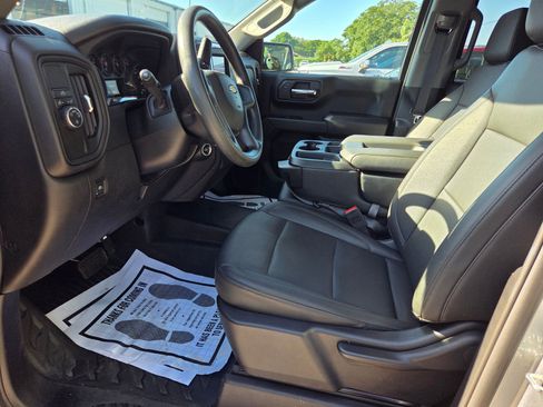 Certified 2025 Chevrolet Silverado 1500 W/T w/ WT Convenience Package RWD image 5