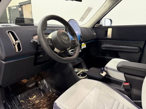 Certified 2025 MINI Cooper Countryman S image 10