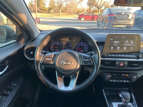 Used 2020 Kia Forte EX image 36