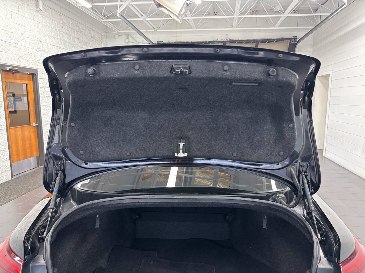 Used 2018 INFINITI Q50 Sport w/ Sensory Package (Sport) AWD/4WD image 10