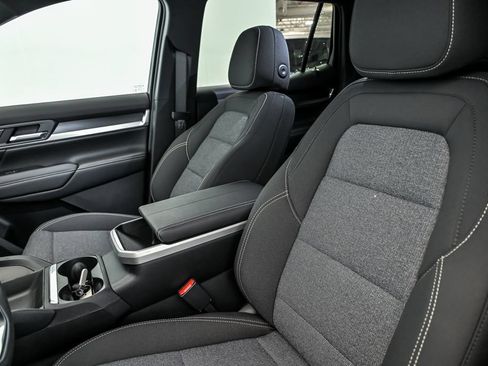 New 2027 GMC Terrain Elevation w/ LPO, Floor Liner Package AWD/4WD image 7