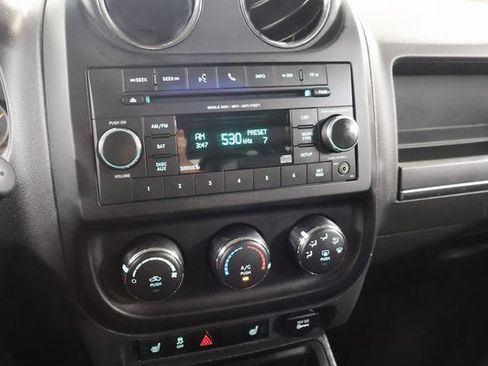 Used 2016 Jeep Patriot Sport w/ Power Value Group FWD image 18