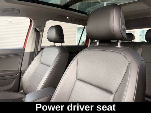 Used 2018 Volkswagen Tiguan SEL image 14