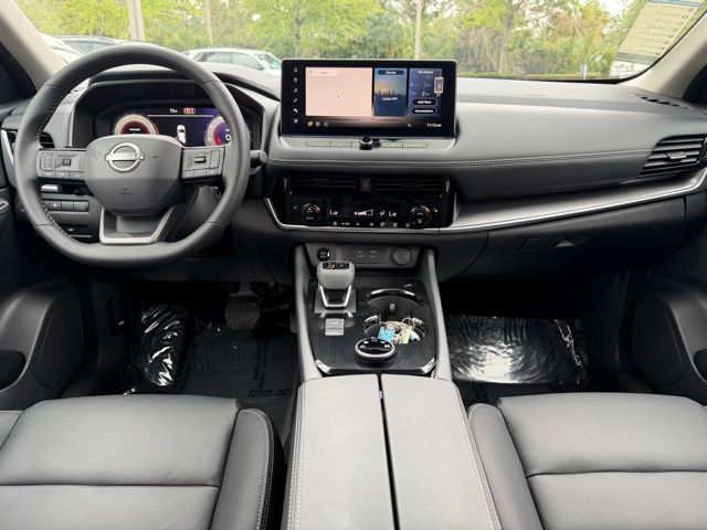 Used 2026 Nissan Rogue SL AWD/4WD image 13