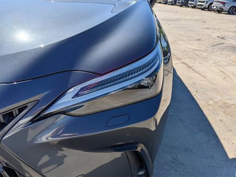 Used 2024 Lexus NX 300h AWD w/ Luxury Package image 11