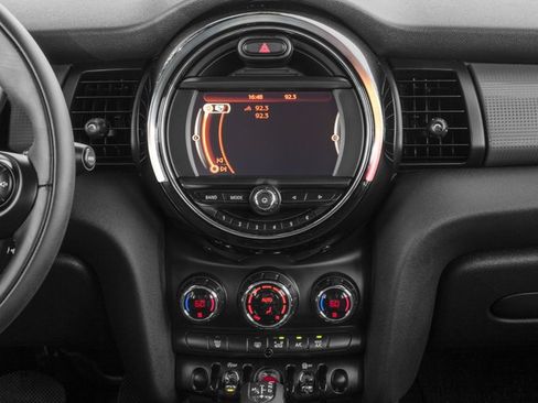 Used 2017 MINI Cooper 4-Door Hardtop FWD image 10