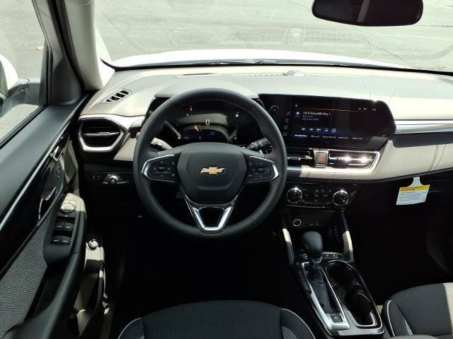 New 2026 Chevrolet TrailBlazer LT w/ Convenience Package FWD image 6
