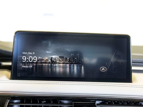 Used 2026 Genesis G70 2.5T Prestige RWD image 13