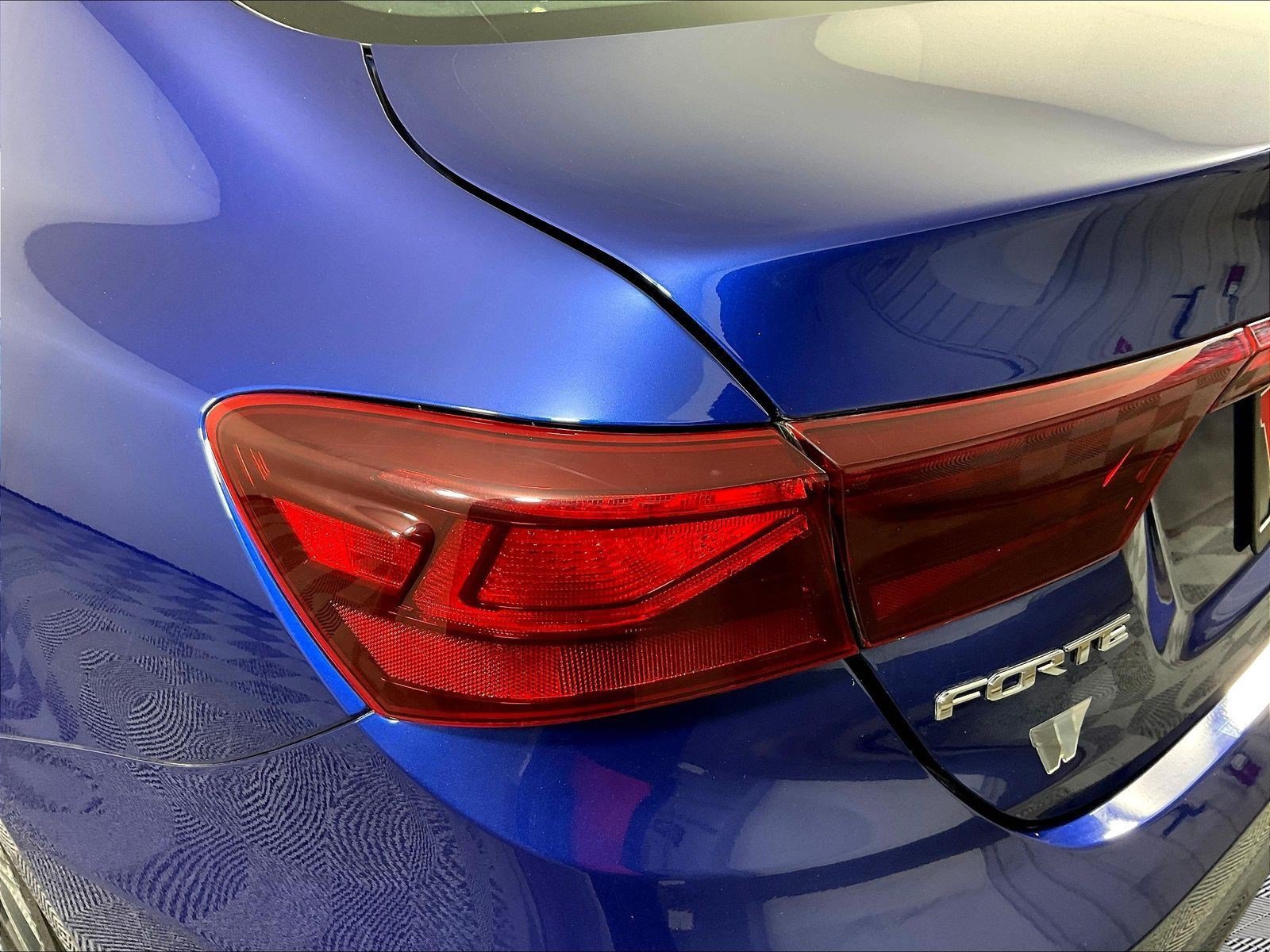 Used 2021 Kia Forte LXS FWD image 23