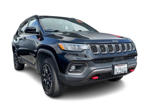 Used 2024 Jeep Compass Trailhawk AWD/4WD image 13