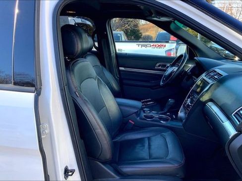 Used 2016 Ford Explorer Sport w/ Equipment Group 401A image 7