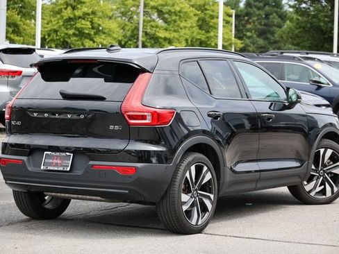 Certified 2024 Volvo XC40 B5 Ultimate w/ Protection Package Premier AWD/4WD image 24