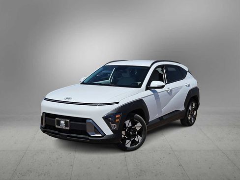 Certified 2025 Hyundai Kona SEL FWD image 1