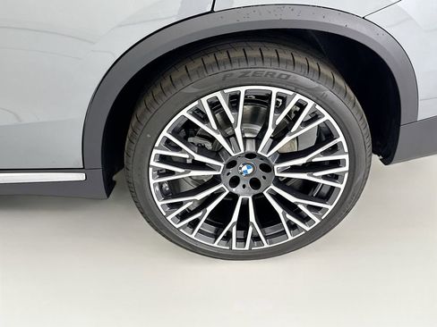 New 2026 BMW X5 xDrive40i w/ Executive Package image 30