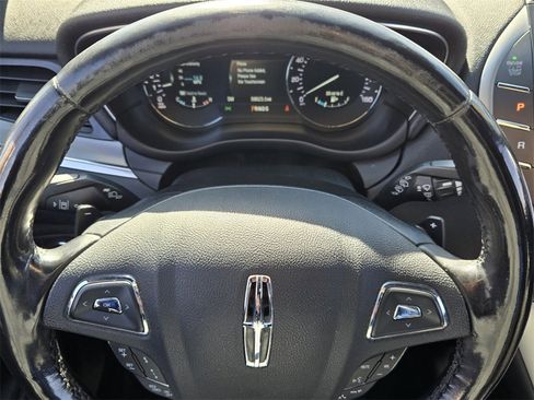 Used 2019 Lincoln MKC Reserve image 23
