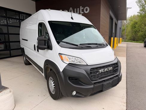 Used 2024 RAM ProMaster 3500 w/ Premium Convenience Group FWD image 1