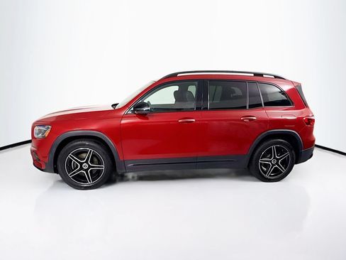 Used 2024 Mercedes-Benz GLB 250 image 8
