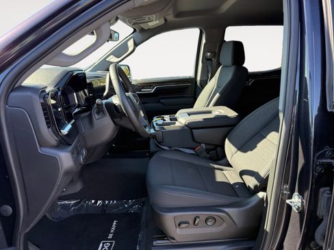 Used 2023 Chevrolet Silverado 1500 LT w/ Convenience Package II image 10