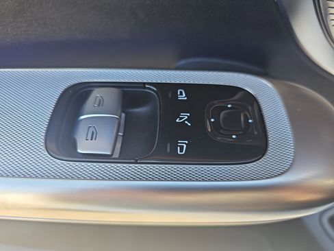 Certified 2025 Mercedes-Benz CLE 300 4MATIC Coupe image 30