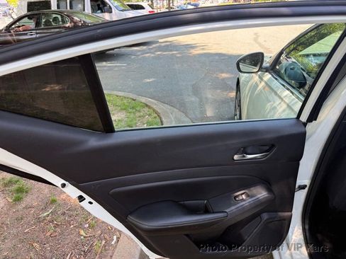 Used 2020 Nissan Altima 2.5 S FWD image 15