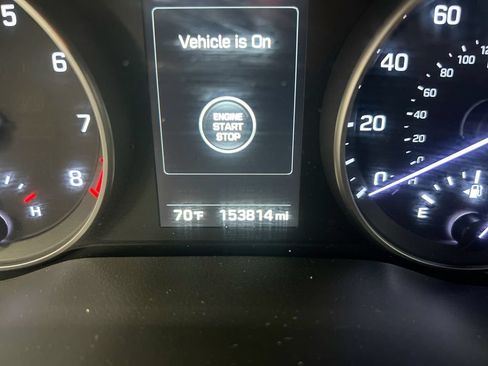 Used 2017 Hyundai Elantra Limited w/ Limited Tech Package 04 FWD image 13