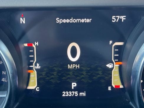 Used 2023 Jeep Gladiator Sport image 20