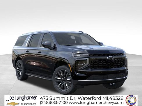 New 2026 Chevrolet Suburban LS w/ LS Custom Edition AWD/4WD image 7