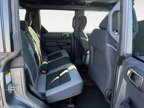Certified 2025 Ford Bronco Big Bend image 18