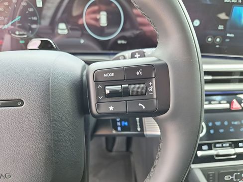 Used 2025 Hyundai Santa Fe Calligraphy image 35