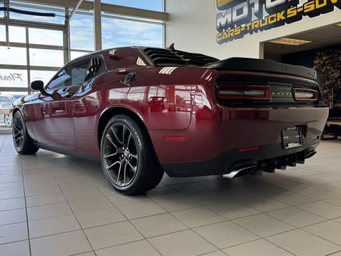 Used 2021 Dodge Challenger R/T Scat Pack w/ Driver Convenience Group RWD image 4