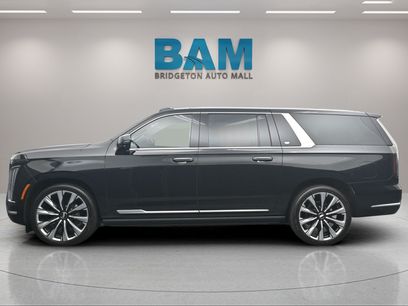 Used 2025 Cadillac Escalade ESV Premium Luxury Platinum