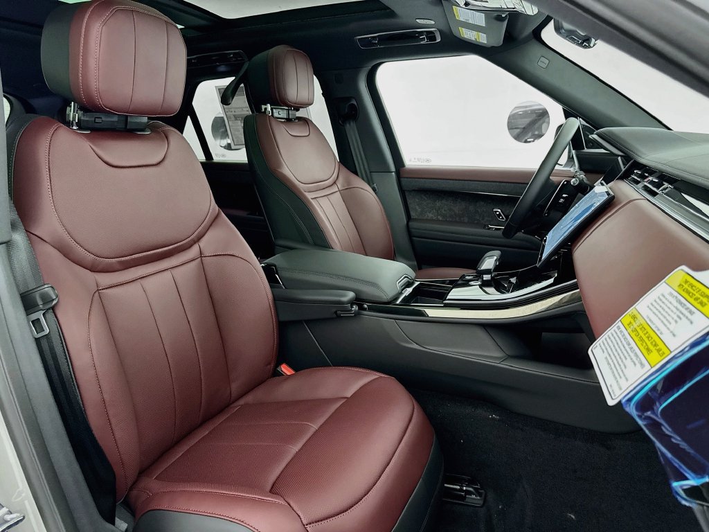 New 2026 Land Rover Range Rover Sport Dynamic SE AWD/4WD image 30