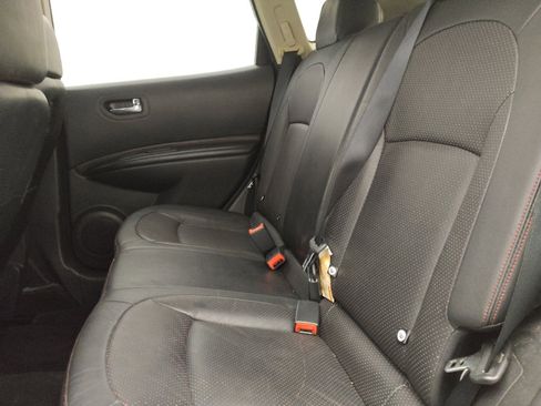 Used 2013 Nissan Rogue SL image 18