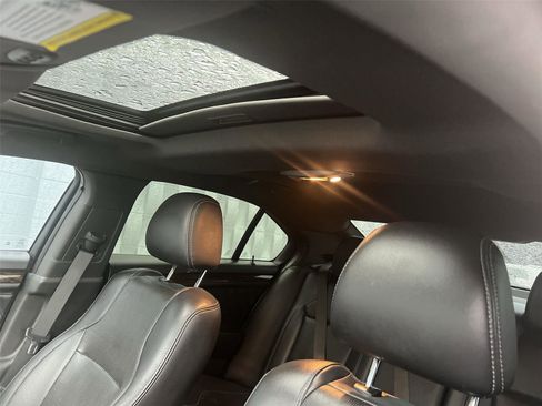 Used 2019 Ford Taurus Limited image 21