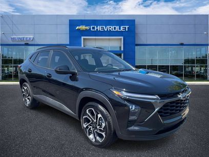 Certified 2025 Chevrolet Trax RS w/ Driver Confidence Package
