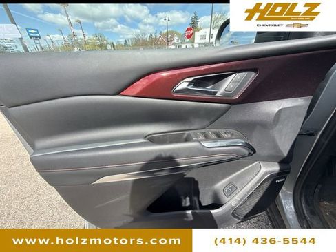 Certified 2024 Chevrolet Traverse Z71 w/ Enhanced Driving Package AWD/4WD image 21