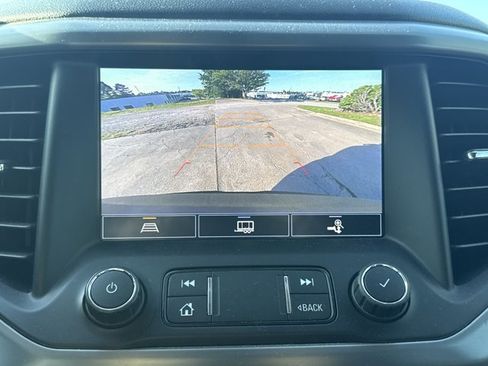 Used 2021 GMC Acadia AT4 w/ Preferred Package AWD/4WD image 5