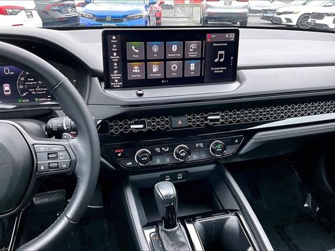 Used 2023 Honda Accord EX-L image 7