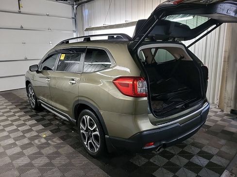 Used 2023 Subaru Ascent Touring AWD/4WD image 4