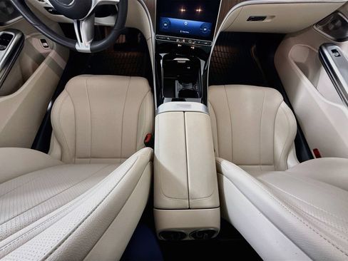 Certified 2024 Mercedes-Benz CLE 300 4MATIC Coupe image 16
