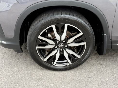 Used 2021 Honda Pilot Touring image 9