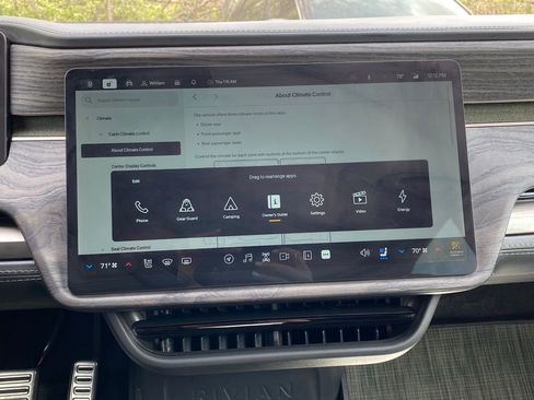 Used 2022 Rivian R1T Adventure image 15