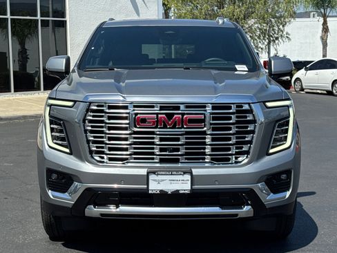 New 2026 GMC Yukon XL Denali w/ Denali Reserve Package AWD/4WD image 5