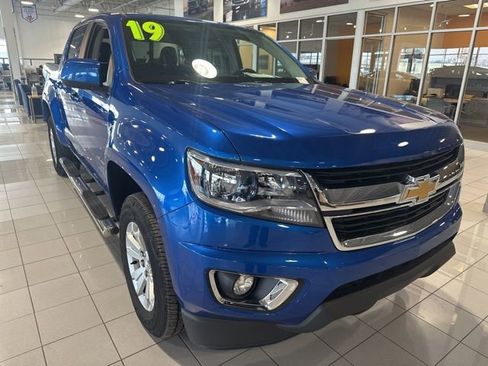 Used 2019 Chevrolet Colorado LT w/ LT Convenience Package AWD/4WD image 1