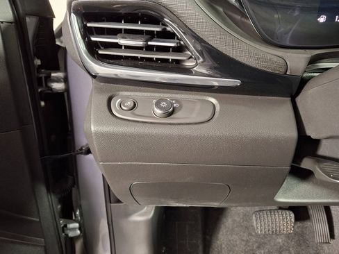 Used 2024 Buick Envista Avenir image 15