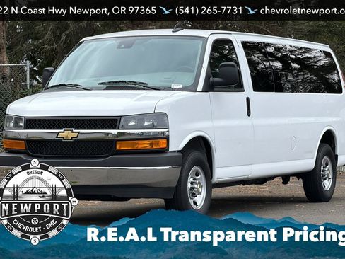 Used 2024 Chevrolet Express 3500 LT w/ LT Preferred Equipment Group image 8