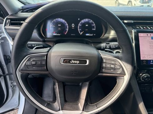 Used 2022 Jeep Grand Cherokee L Limited w/ MOPAR Finishing Package image 14