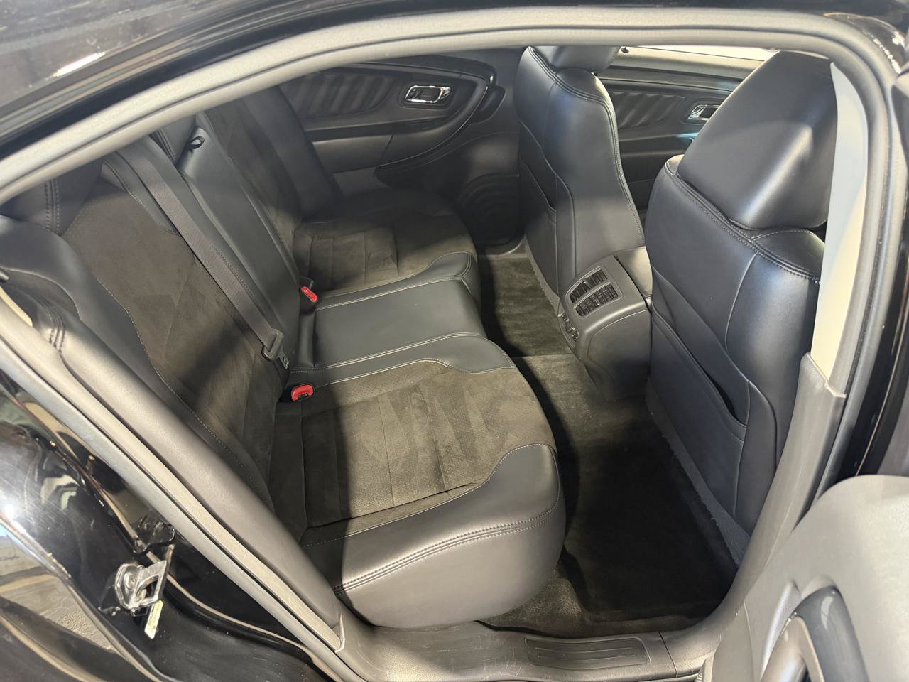 Used 2012 Ford Taurus SHO AWD/4WD image 13
